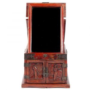 Jewellery box with figure carving