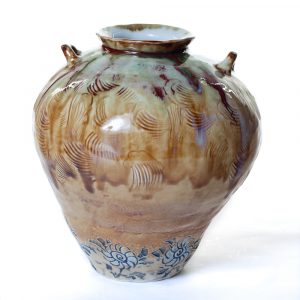 Unique hand painted vase by Wang Fangcheng