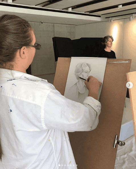 Valentyna Crane, Artist portrait drawing