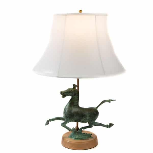 Flying horse bronze table lamp