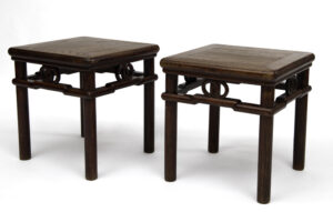 Double circle stools - side