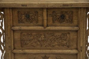 Two drawer coffer - detail