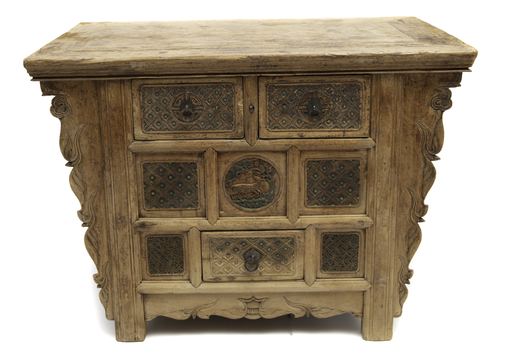 Three drawer coffer - front
