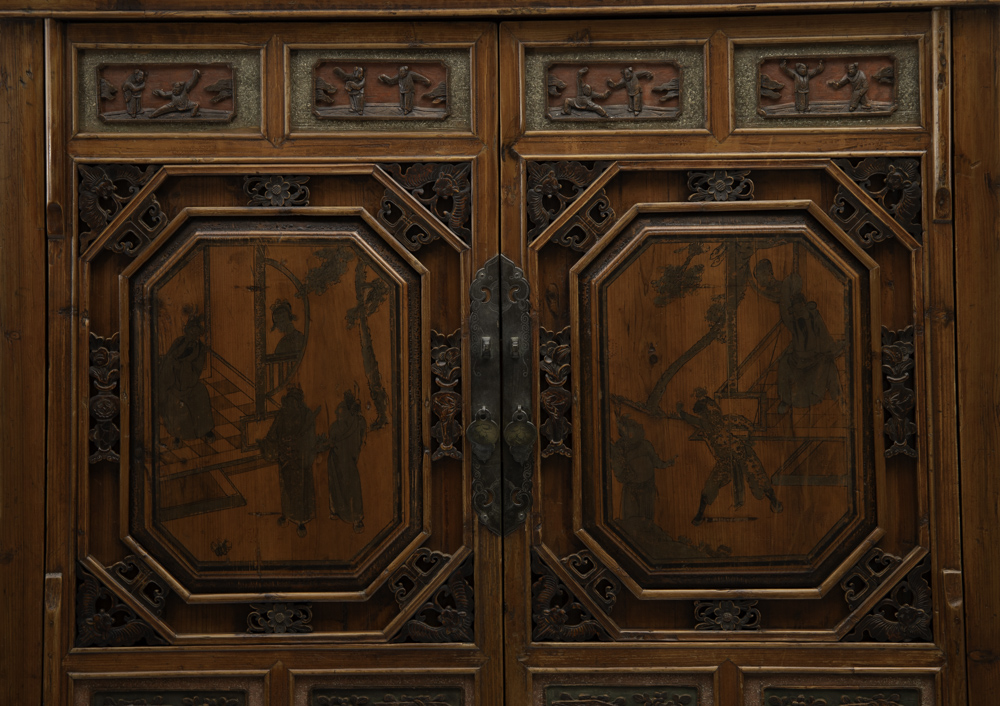 Two section cabinet - detail top